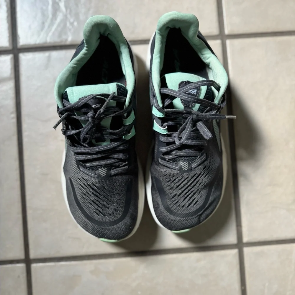 Women’s Altra provision 6 - Picture 5 of 5